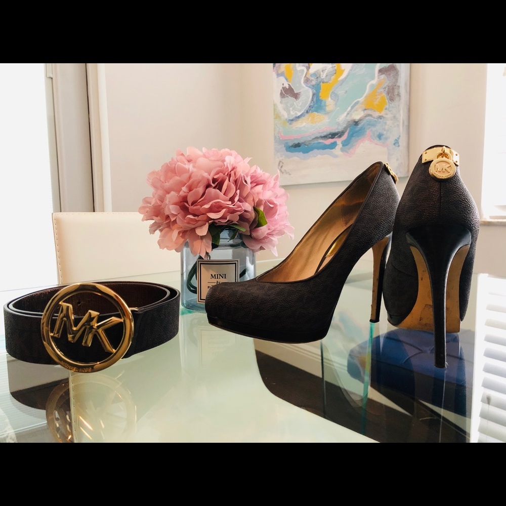 Monogram platform and belt set